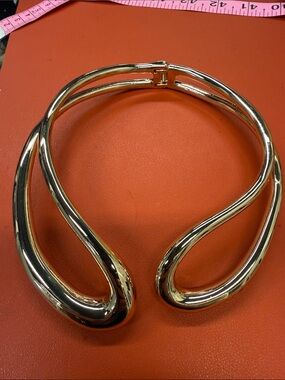 Zara Sculptural Gold Collar Necklace